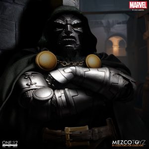 Imagen Mezco Doctor Doom